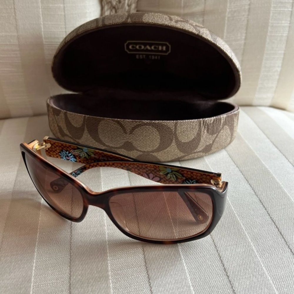 ***SOLD*** Authentic Coach sunglasses & Messenger Bag